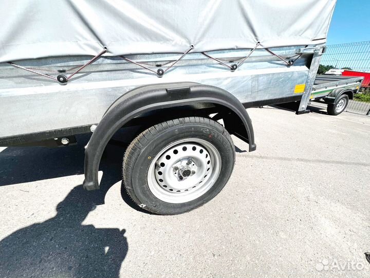 Прицеп на легковой автомобиль