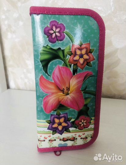 Пенал (новый)