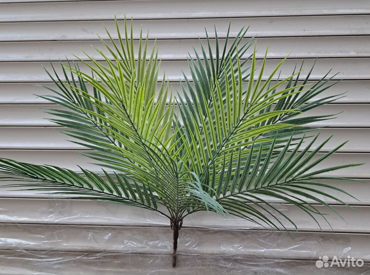 Искуственная пальма 50см