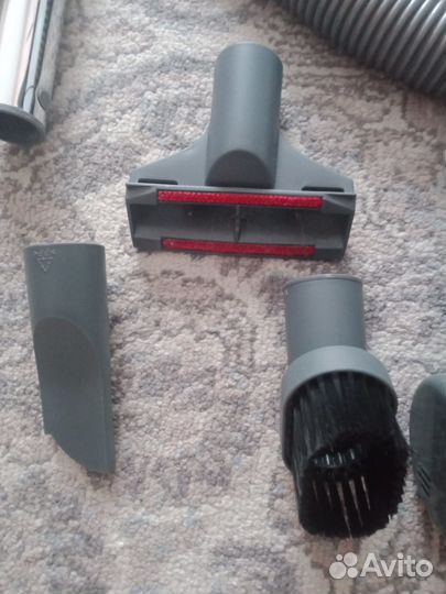 Пылесос vitek VT-8100 с аквафильтром