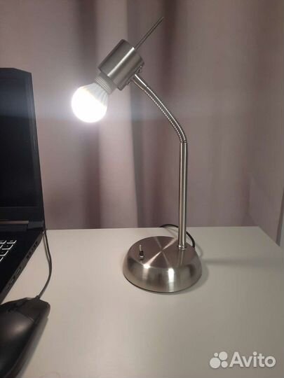 Лампа настольная