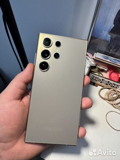 Samsung Galaxy S24 Ultra, 12/256 ГБ