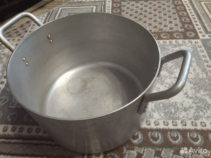 Кастрюля эмалированная СССР большая