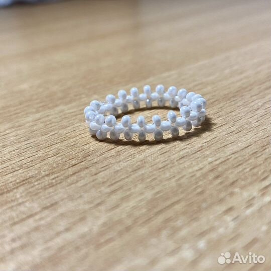 Украшения из бисера