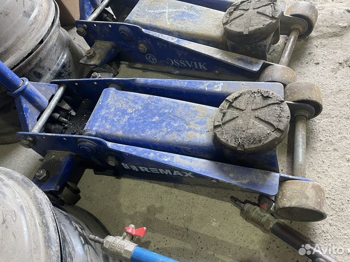 Домкрат гидравлический бу