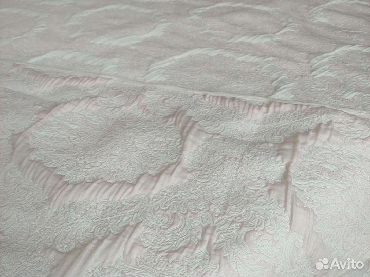 Покрывало на 2 х спальную кровать