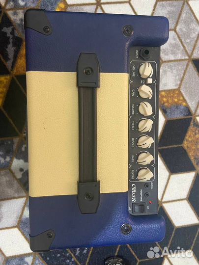 Гитарный комбоусилитель