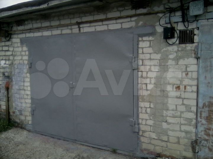 Гараж, > 30 м²