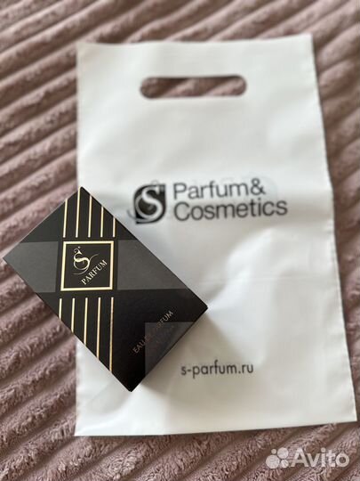 Духи молекула 02