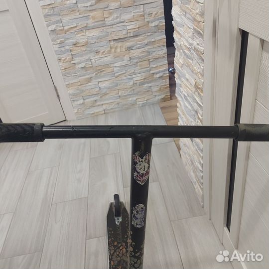 Продам трюковой самокат