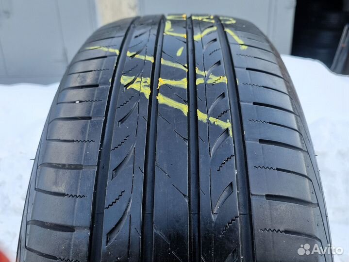 Nexen Roadian 581 235/55 R19 101H