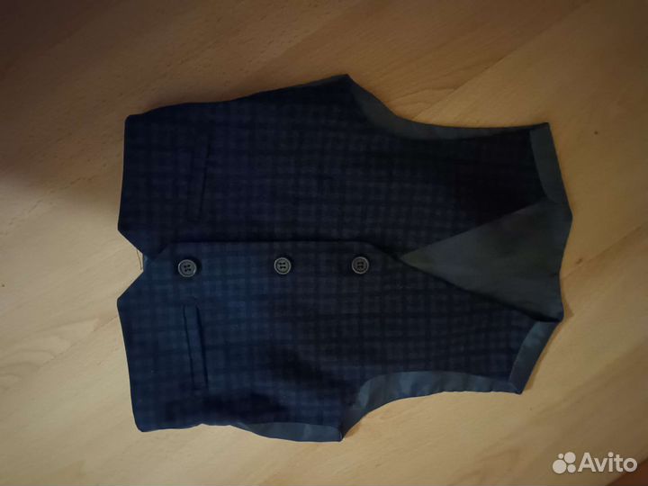 Школьный жилет для мальчика 122