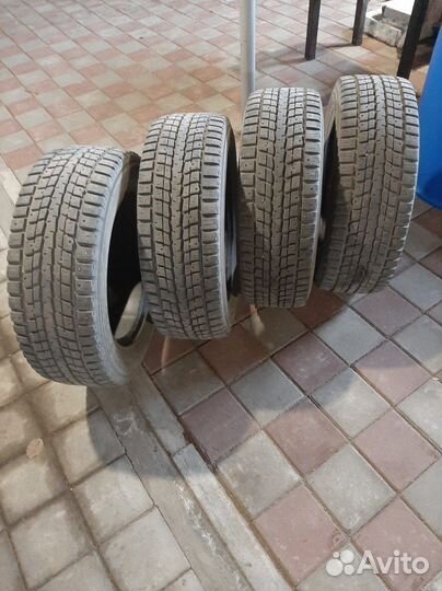 Dunlop SP Winter Ice 01 265/60 R18 110T