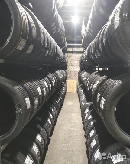 Goodyear Eagle LS 235/45 R17