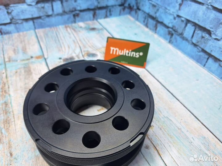 Колесные проставки на Audi 200