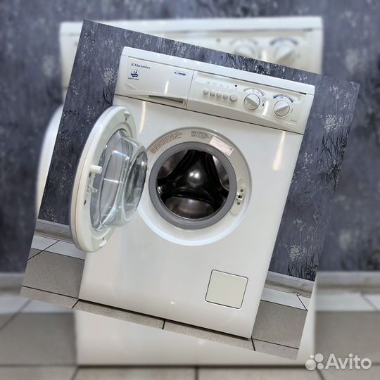 Б/У Стиральная машина в идеальном состоянии