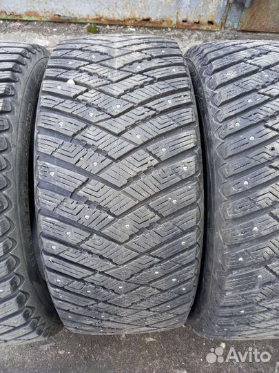 Goodyear UltraGrip Ice Arctic SUV 265/50 R19 110T