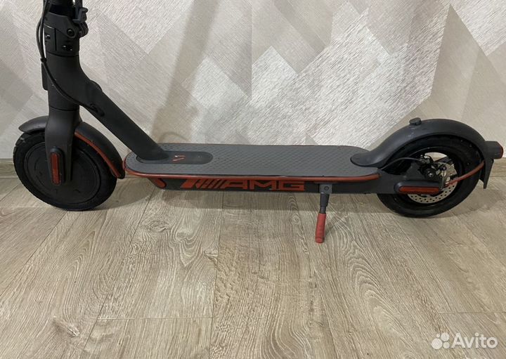 Электросамокат Xiaomi Essential