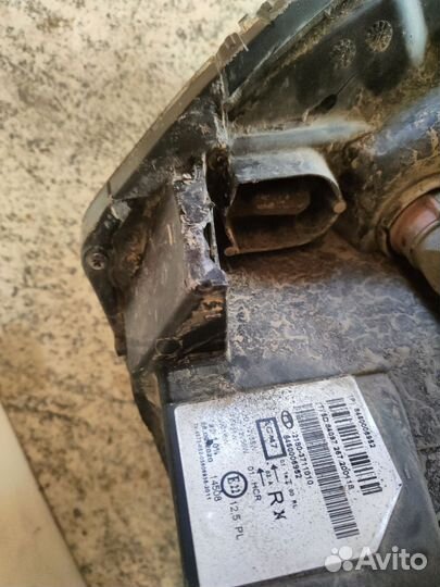 Фара правая LADA Vesta