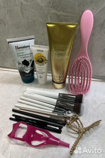 Набор ухода и косметики