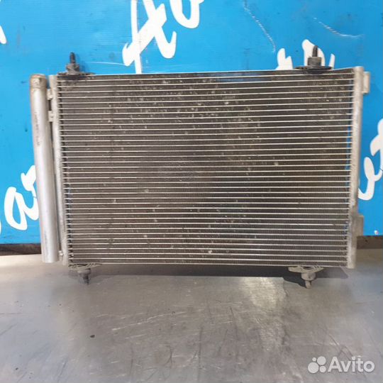 Радиатор кондиционера Пежо 308