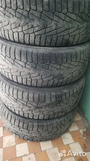 Nokian Tyres Hakkapeliitta 7 285/60 R18 и 285/60 R18 101L