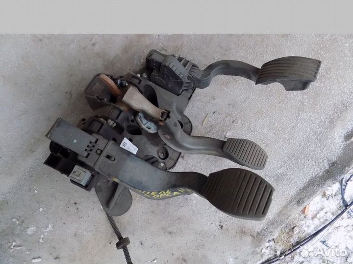 Блок педалей Corsa D 2006-2015