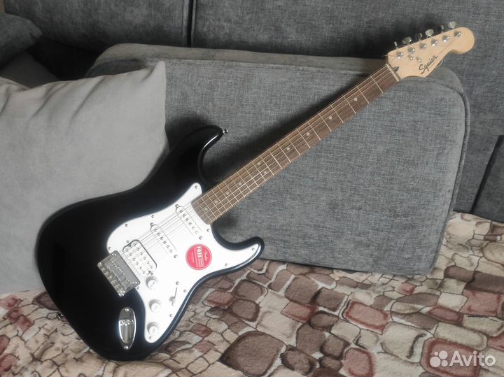 Электрогитара Fender Squier Stratocaster HSS