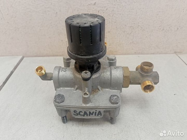 Клапан ускорительный