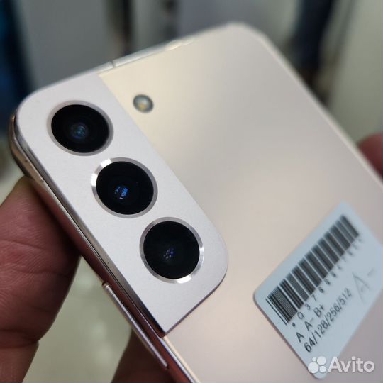 Samsung Galaxy S22+, 8/256 ГБ