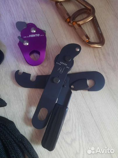 Альпинистское снаряжение Венто. Веревка. Спуское