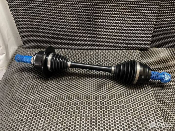 Пpивод пеpeдний левый Меrсеdеs 166