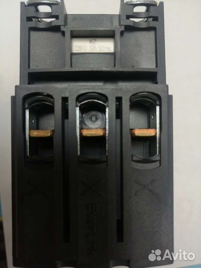 Магнитный пускатель/контактор lc1d65am7