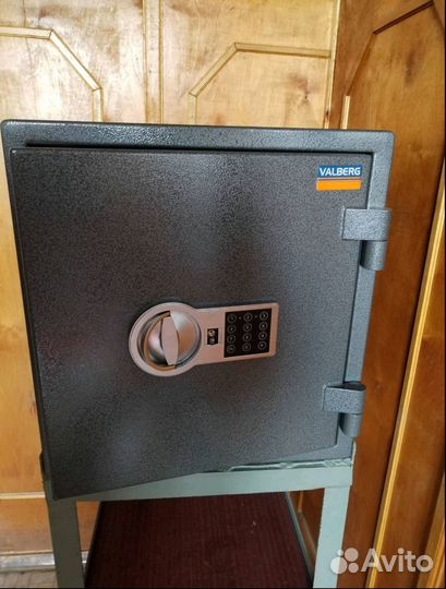 Сейф огневзломостойкий Valberg garant 46