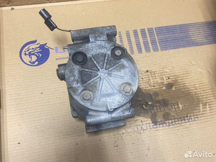 Компрессор кондиционера Mitsubishi Lancer 9