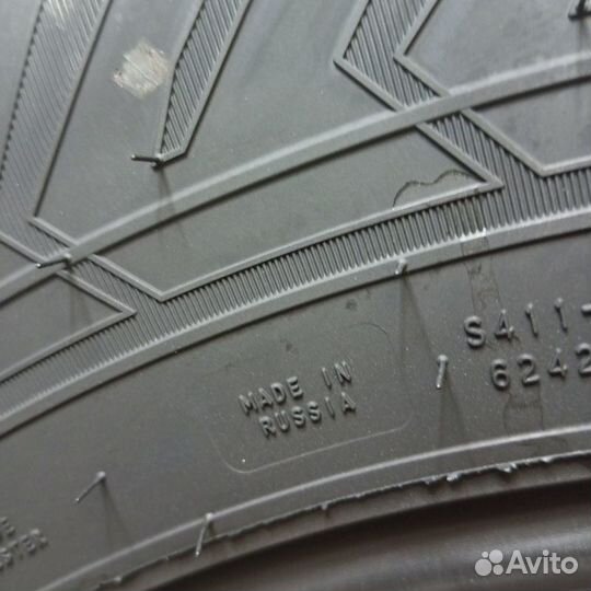 Ikon Tyres Nordman 8 205/70 R15 100T