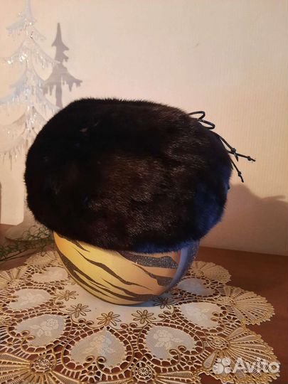 Берет женский норковый