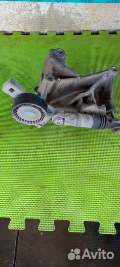 Кронштейн генератора Волга - сайбер