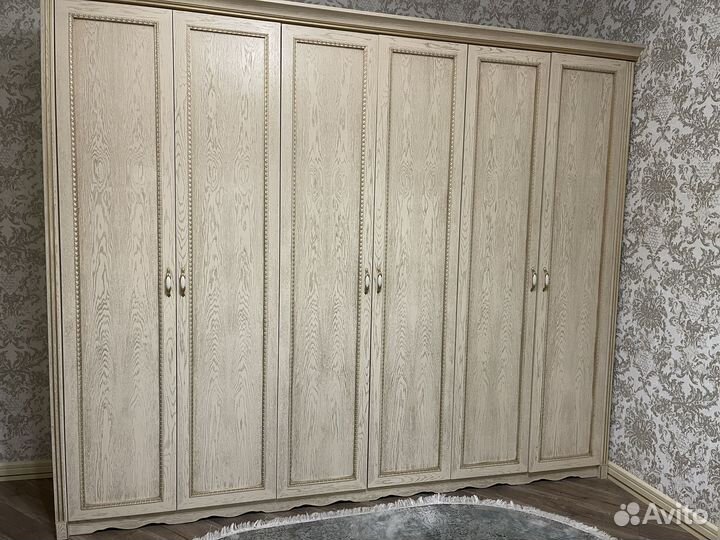 Спальный гарнитур бу