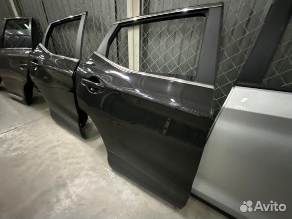 Задняя правая дверь Ниссан Кашкай Дж11