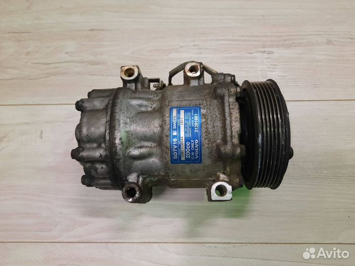 Компрессор кондиционера Volvo