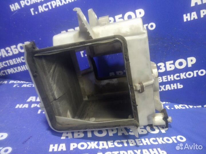 Корпус испарителя кондиционера Mitsubishi Pajero 2