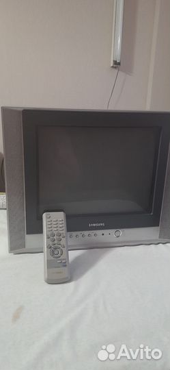 Телевизор samsung