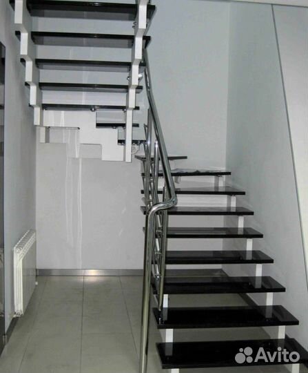 Лестница забежная под ключ