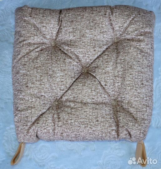 Подушки сидушки на стулья новые