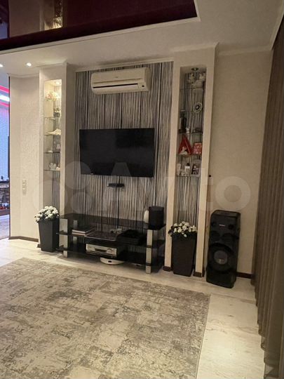 2-к. квартира, 53,2 м², 2/5 эт.