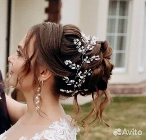 Веточка в прическу