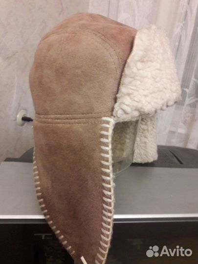 Шапки женские,мужские вязаные и меховые