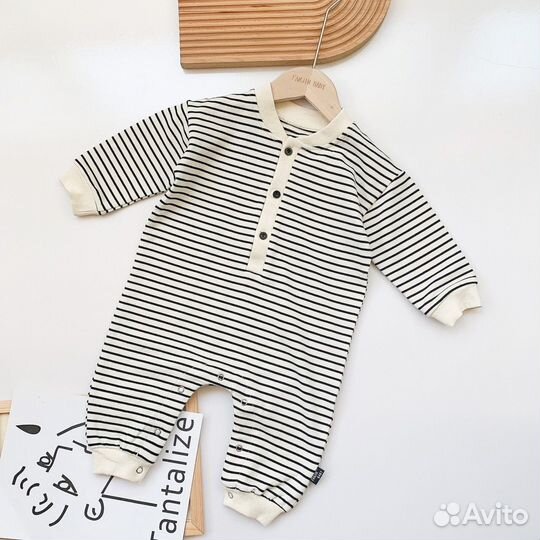 Комбинезон для новорожденных