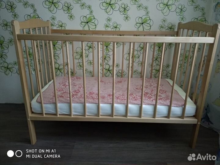 Кровать детская с матрасом